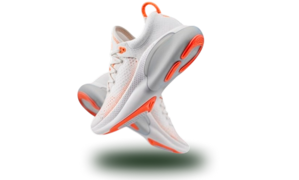 Чистка кроссовок <br> со скидкой 22 % включая окрашивание <br> и озонирование 